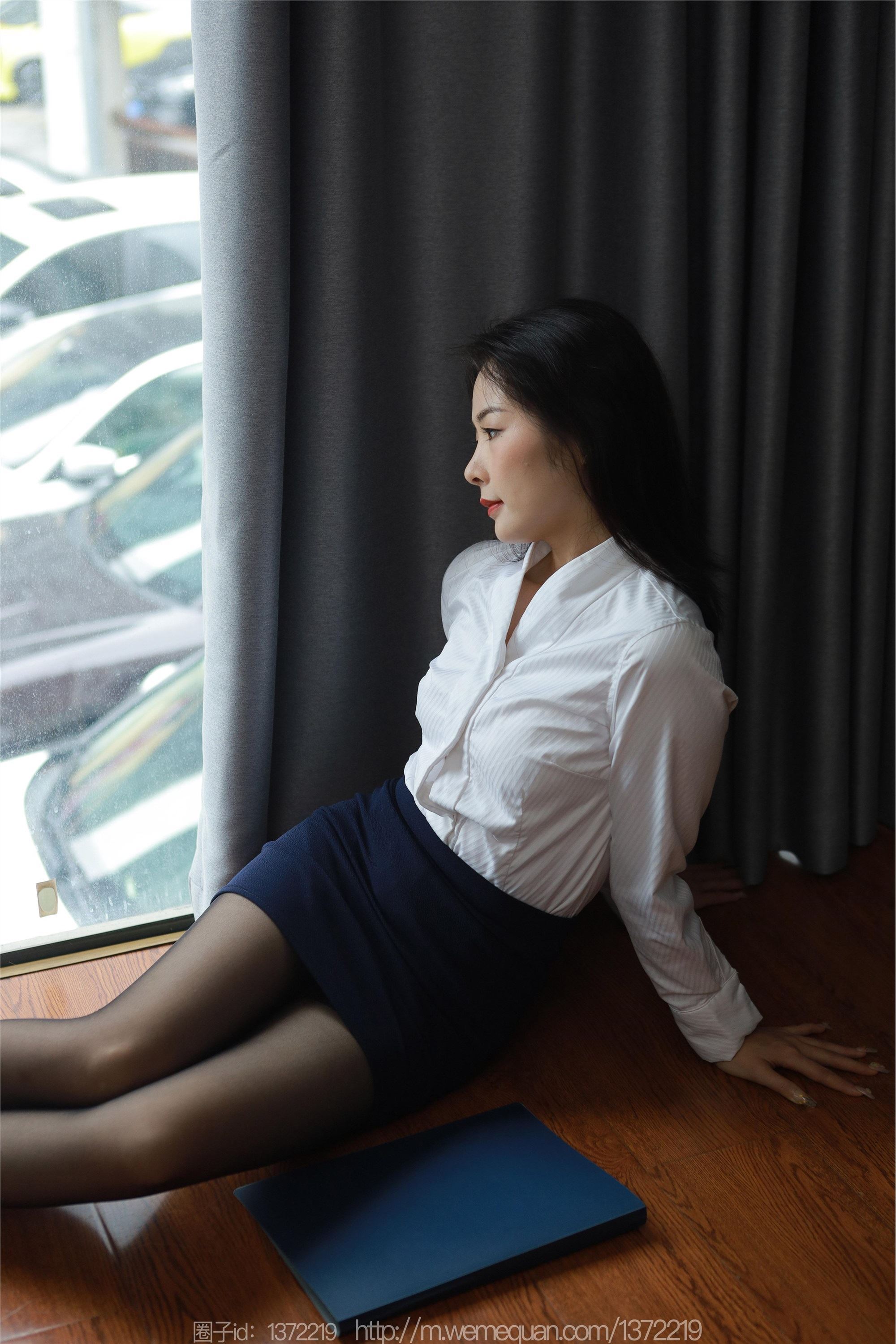 IESS异思趣向  2023.03.15 丝享家 1391 小金《落地窗制服》